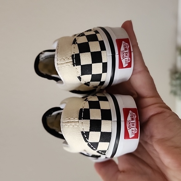 Checkered Vans - Picture 3 of 5